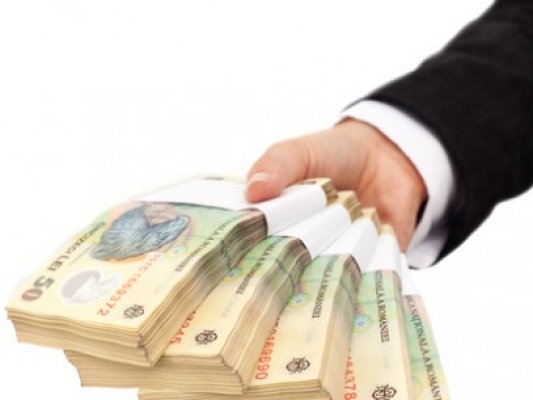 Guvernul restituie primăriilor fonduri totale de 107 milioane lei din banii retraşi în luna mai